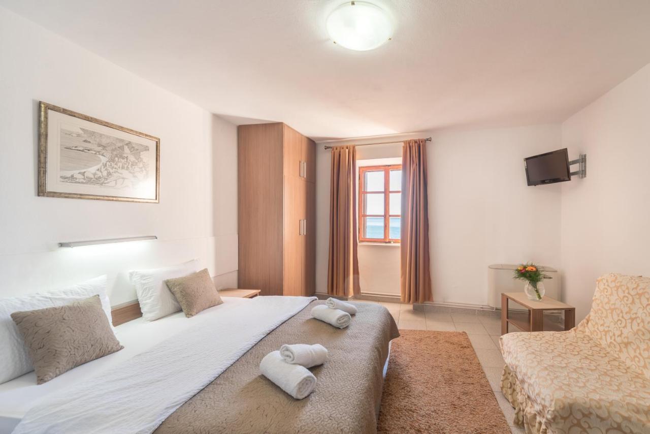 R Club Apartments Old Town בודווה מראה חיצוני תמונה
