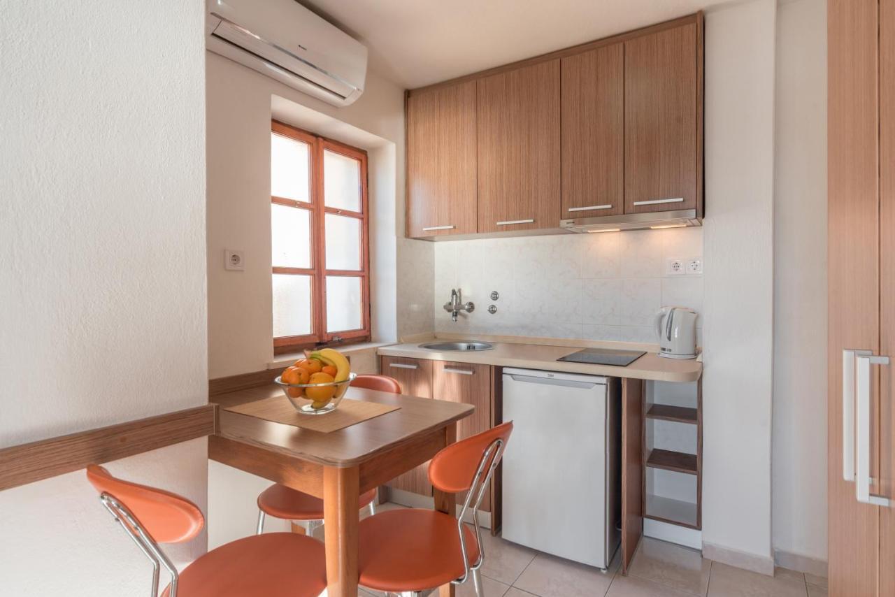 R Club Apartments Old Town בודווה מראה חיצוני תמונה